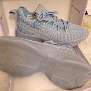 BRAND NEW Madden girl Women’s Rhinestone sneakers/shoes